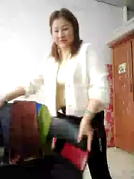 Rose DiDi online show from December 24, 4:42 am