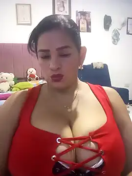 hugeboobs chantall  online show from January 17, 8:07 pm