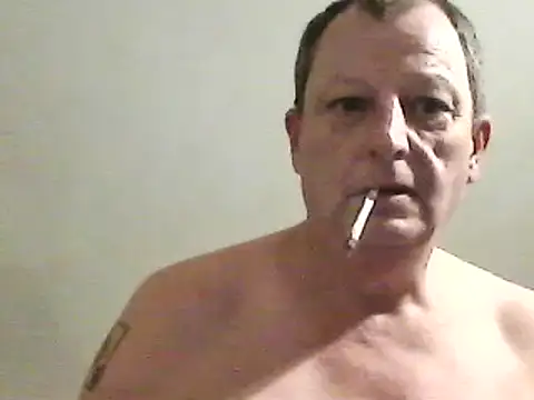 chubbybear2cum online show from December 3, 1:45 am