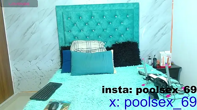 Poolsex 69 online show from December 13, 12:35 pm