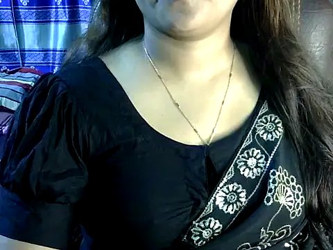 BengaliQueenStar online show from November 17, 4:08 pm