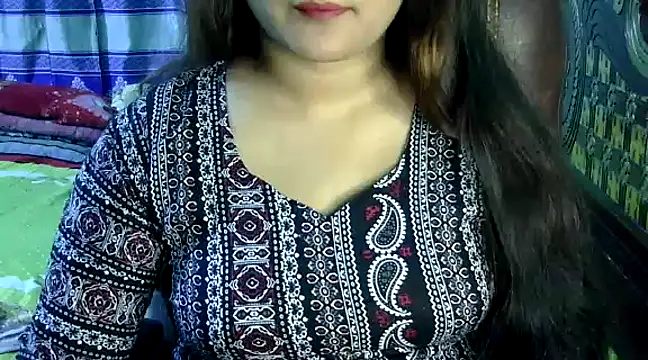 BengaliQueenStar online show from December 5, 7:01 pm