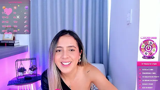 Lucyortiz  online show from November 21, 6:26 pm