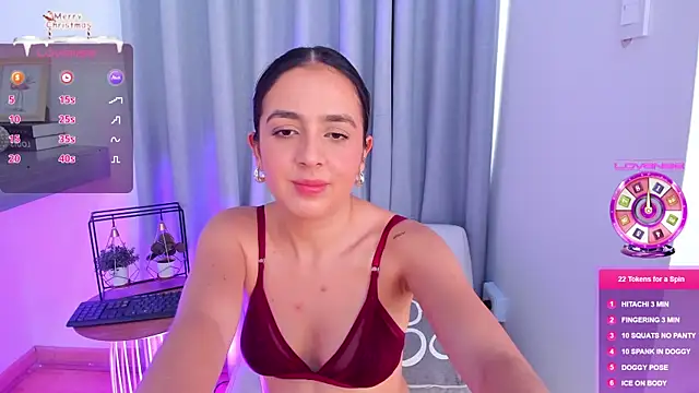 Lucyortiz  online show from December 9, 7:04 pm