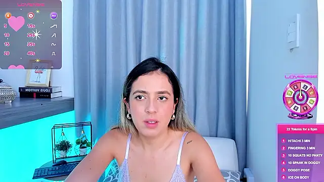 Lucyortiz  online show from November 26, 6:12 pm