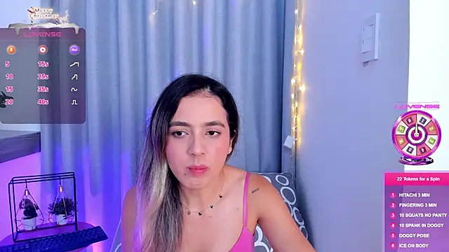 Lucyortiz  online show from December 24, 11:31 am