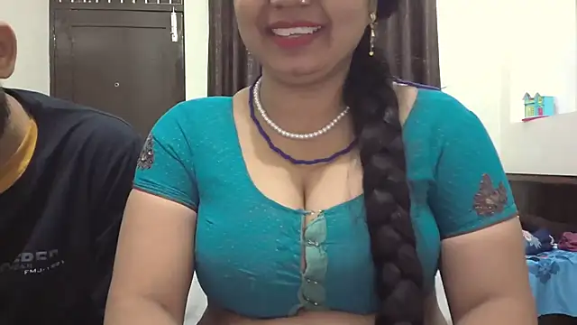 Sexy-sweetybhabi online show from December 13, 8:00 pm