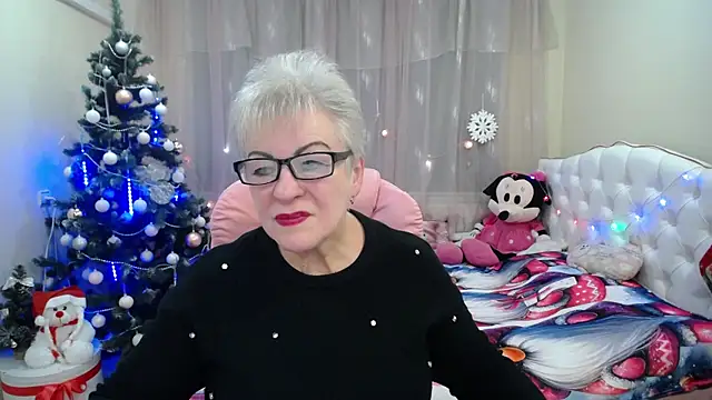 KayleSmoll online show from December 10, 7:24 pm