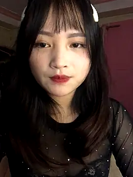 Maybie99 online show from December 5, 1:46 pm