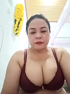 Sexy-bigtits2024 online show from December 2, 4:25 am