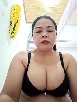 Sexy-bigtits2024 online show from November 28, 4:25 am