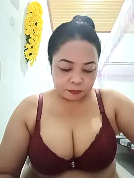 Sexy-bigtits2024 online show from December 11, 2:06 pm