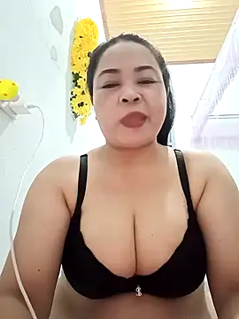 Sexy-bigtits2024 online show from December 28, 12:43 pm