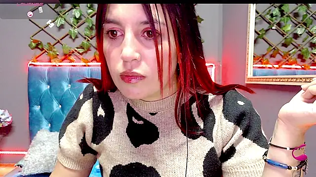 Melani cute02 online show from November 30, 4:13 am