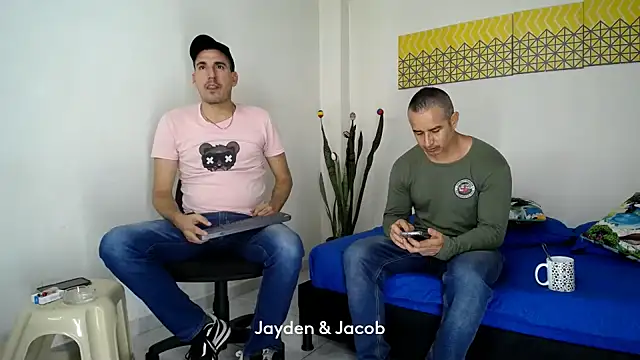 jayydenandjacob online show from December 11, 8:21 pm