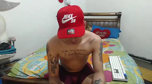 hot toy boy  online show from December 30, 4:52 am