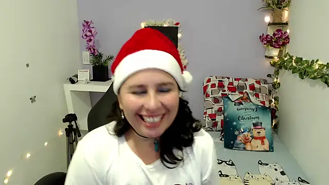 victoria jones online show from December 16, 1:39 pm