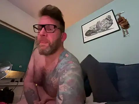 Tattooednakedguy online show from November 13, 10:58 pm