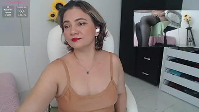 Ghada milf online show from November 11, 2:12 pm