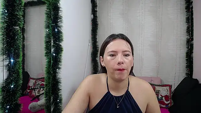 lauraguzman online show from December 5, 3:00 am