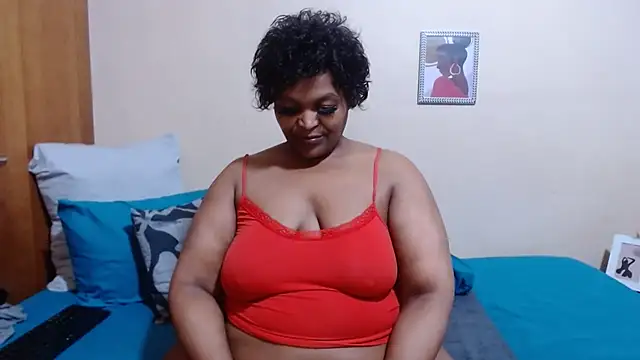 HotCurvyAssx38 online show from November 24, 1:57 pm