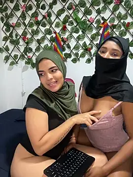 Arab rainbow girls online show from November 14, 4:01 am