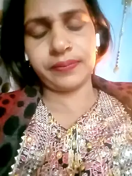 Noughty Bhabhi online show from December 29, 6:43 pm