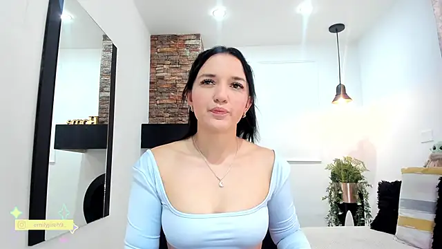  EmilyJireh  online show from January 16, 7:25 pm