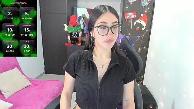 Emilytafur online show from December 11, 7:27 pm