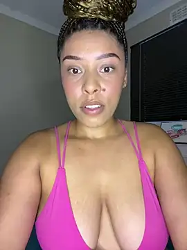 NicoleWilliam online show from January 2, 4:26 pm