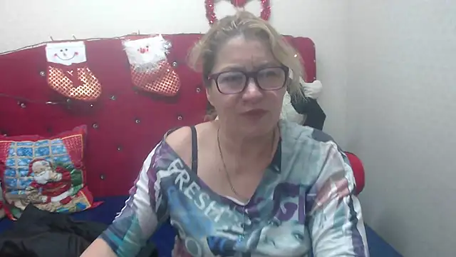 paulaadamsx online show from December 23, 12:48 am