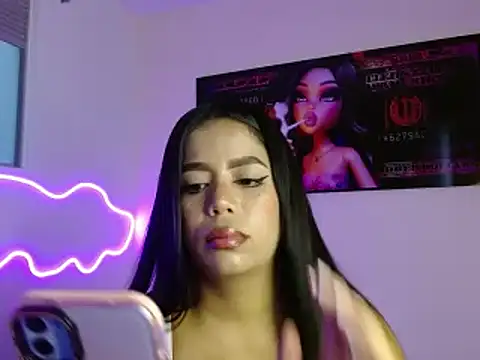 bratzvenezolana online show from January 10, 9:50 pm