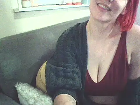 Big-Tits-McGee online show from December 17, 4:16 am