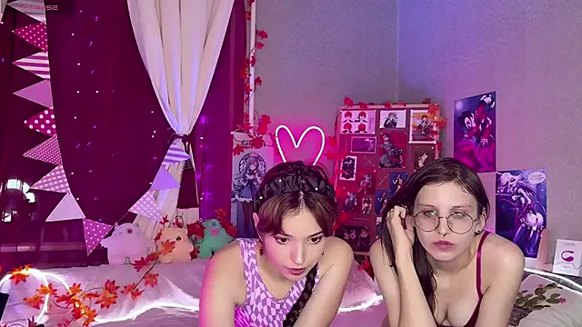 freya luv online show from November 14, 10:46 pm