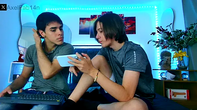 Alex and Fabian online show from December 27, 6:28 pm