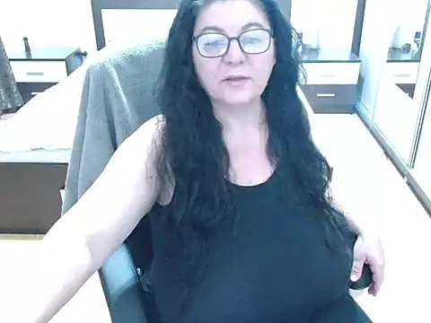 mayabbw50tits online show from December 9, 7:36 pm