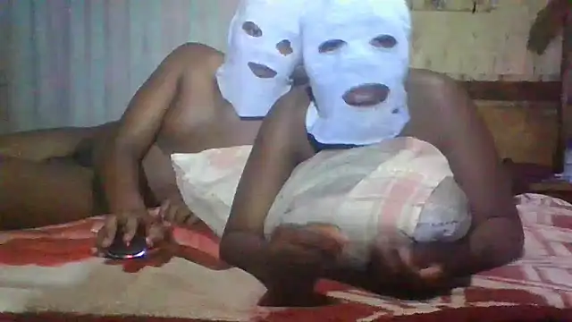 African Masked Couple online show from December 4, 8:33 pm