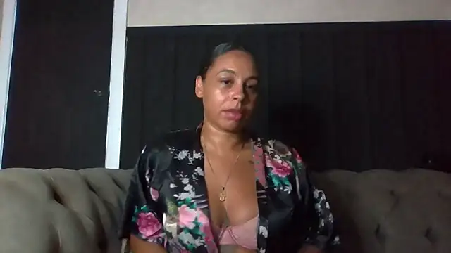 bigbootyjayda online show from November 17, 10:46 pm