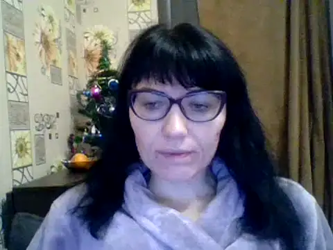 CharmingCat321 online show from December 21, 2:01 am