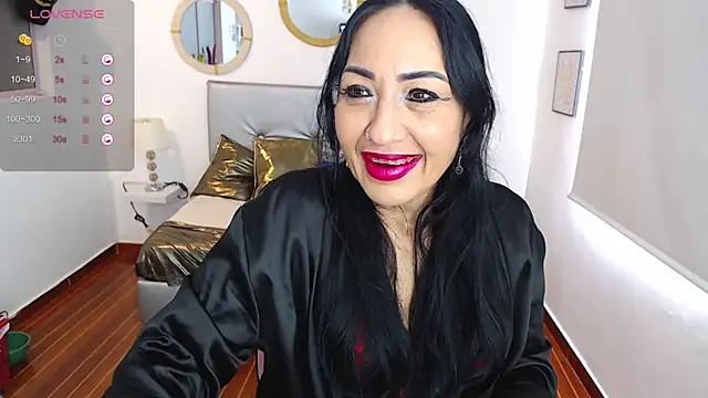 DIOSA DIVINA  online show from November 10, 3:47 pm