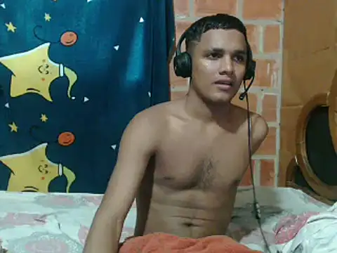 Steven latin horny online show from December 20, 8:47 pm