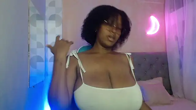 ebony colombian online show from January 8, 12:40 am