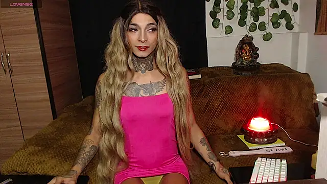 mariangel tattooed barbie online show from November 10, 11:24 pm