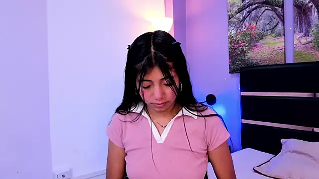 KimberlyVillaLobos online show from December 2, 11:48 am