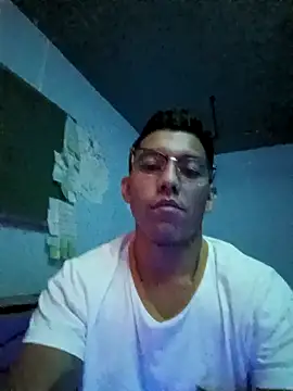 javierhot6666 online show from December 21, 2:55 am