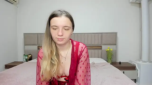 SpicyMiaXO online show from January 9, 5:23 pm