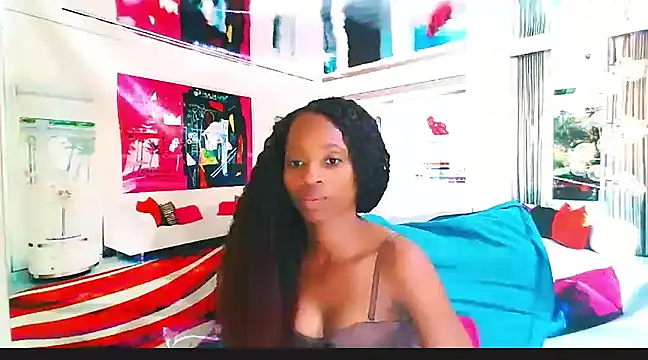 EbonyCreamy69 online show from December 10, 6:37 am