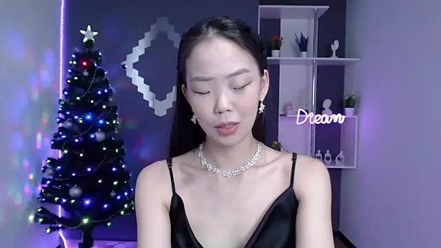 DreamyFairy online show from December 16, 4:20 am