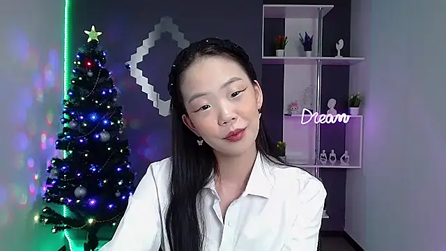 DreamyFairy online show from December 20, 1:10 am