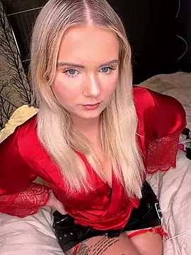 josefine svensson  02 online show from November 27, 8:02 pm